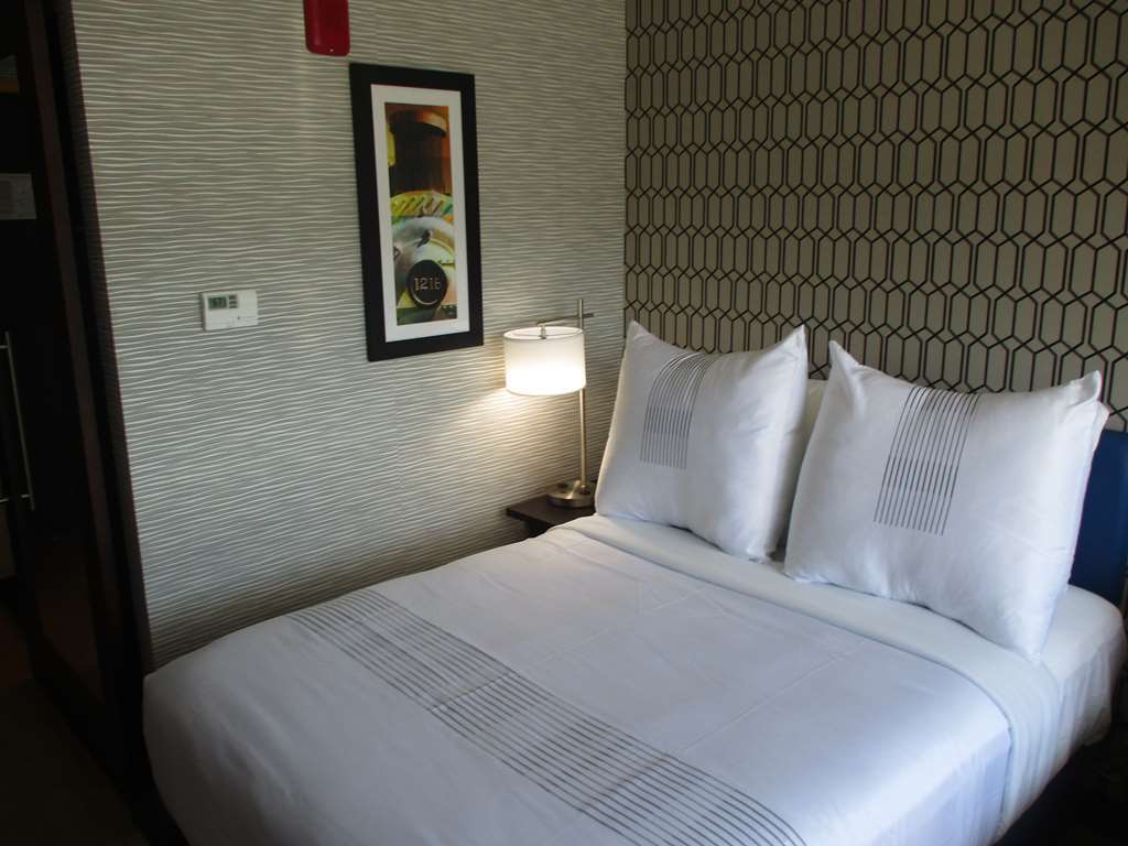 Glo Best Western Brooklyn Nyc New York Bilik gambar